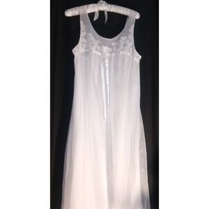 Vintage Vanity Fair Sz 34 White Empire Lace Nightgown Negligee Lined Embroidered